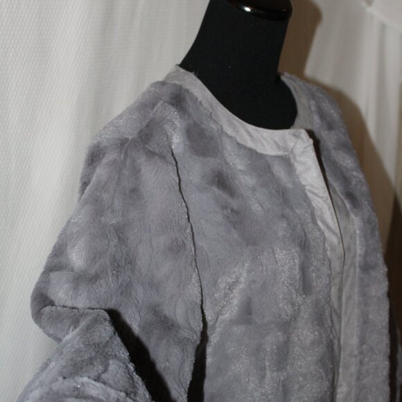 BIG SALE CARLOS FALCHI CHI Reversible Luxury Gray Faux Fur Suede Feel M Medium - Picture 8 of 16